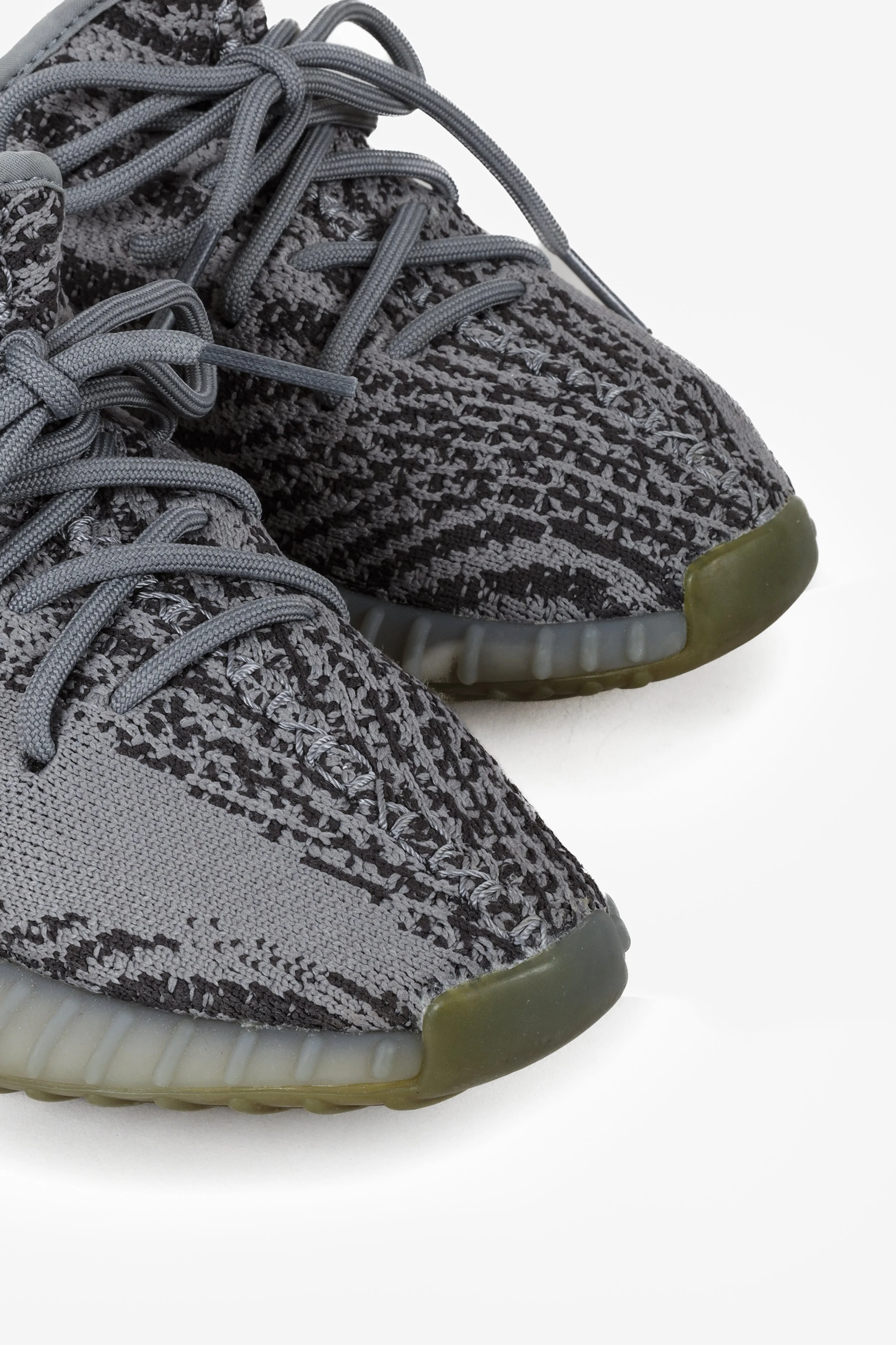 Yeezy 35 2025 beluga grey